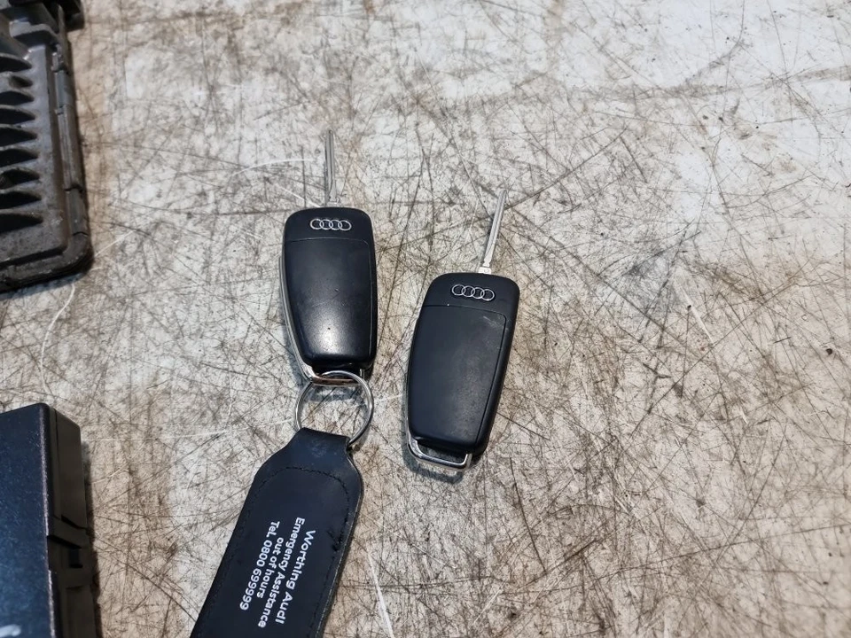 Audi A1 ECU Kit Speedo Ignition Switch & Keys BCM 1.2 2013 MK1 8X OEM 8X0920980L - Image 3 of 4