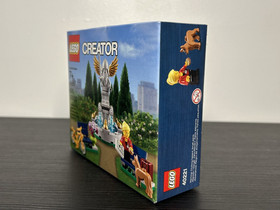 LEGO CREATOR: Fountain (40221) Brand New in Box, sealed