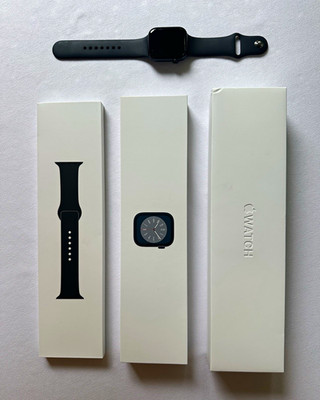 Apple Watch Series 8 45 mm - 90% Akku