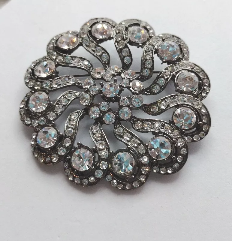 Bogoff brooch shop