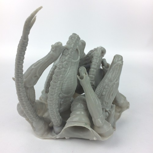Alien Predator AVP Vacuum Formed Plastic Model Set Unassembled Xenomorph *AS IS - Picture 5 of 12