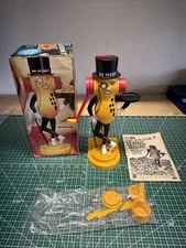 VTG "Famous" Mr. Peanut Peanut Butter Maker Picam 1970'S Model PMP 777 - AS IS