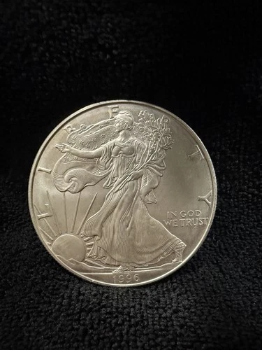 1996 BU $1.00 American Eagle  Silver Dollar, Comes W/ Jewel Case