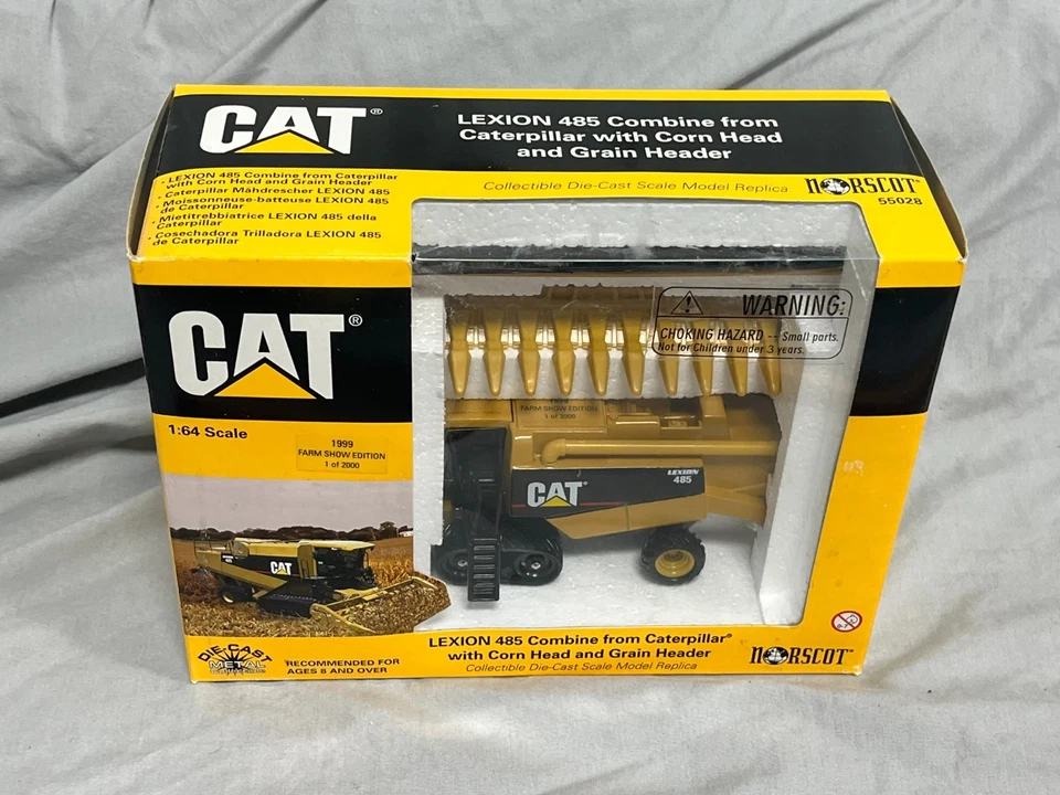 Caterpillar LEXION 485 Combine Corn Grain Heads FARM SHOW 1:64 1 of 2000 Norscot - Image 2 of 4