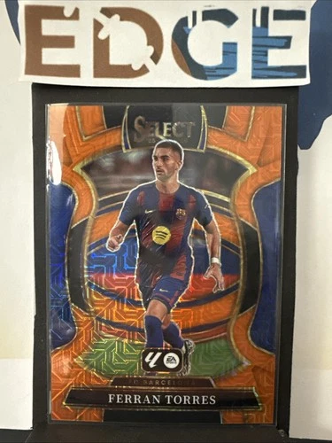 Ferran Torres 2025-26 Panini Select La Liga Terrace Orange Prizm /199