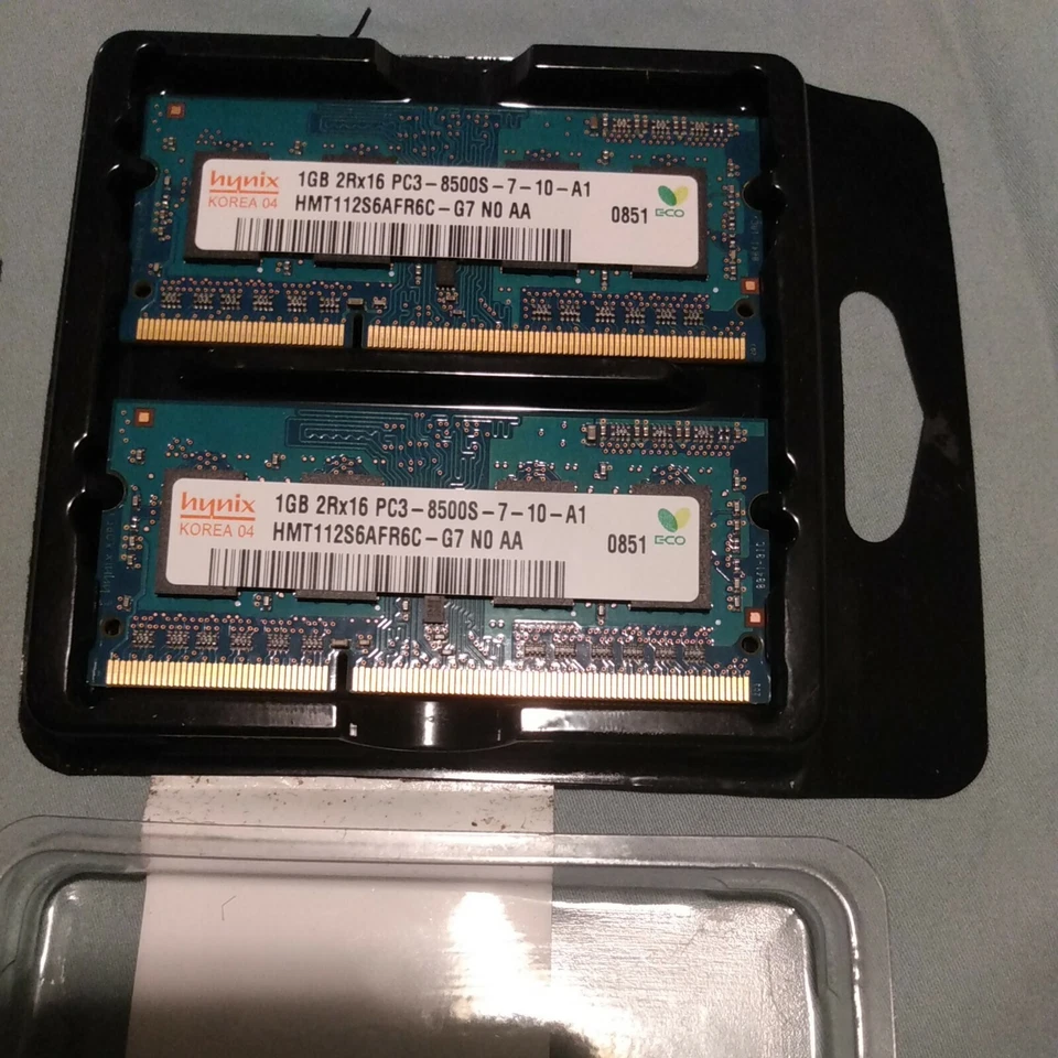 2GB (2x1GB) Hynix 1GB 2Rx16 PC3-8500S 7-10-A1 HMT112S6AFR6C Apple Mac or PC RAM - Image 2 of 2