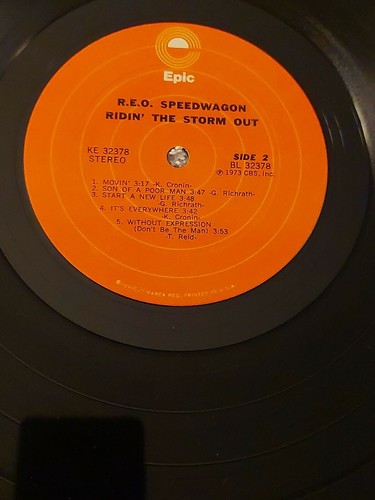 ROCK SENSATION R.E.O. SPEEDWAGON VINYL LP STEREO QUALITY, "RIDIN' THE STORM OUT" - Picture 7 of 12