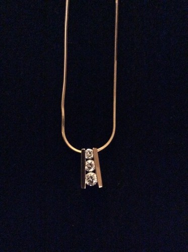 CERTIFIED KAY JEWELER TRIPLE LEO 