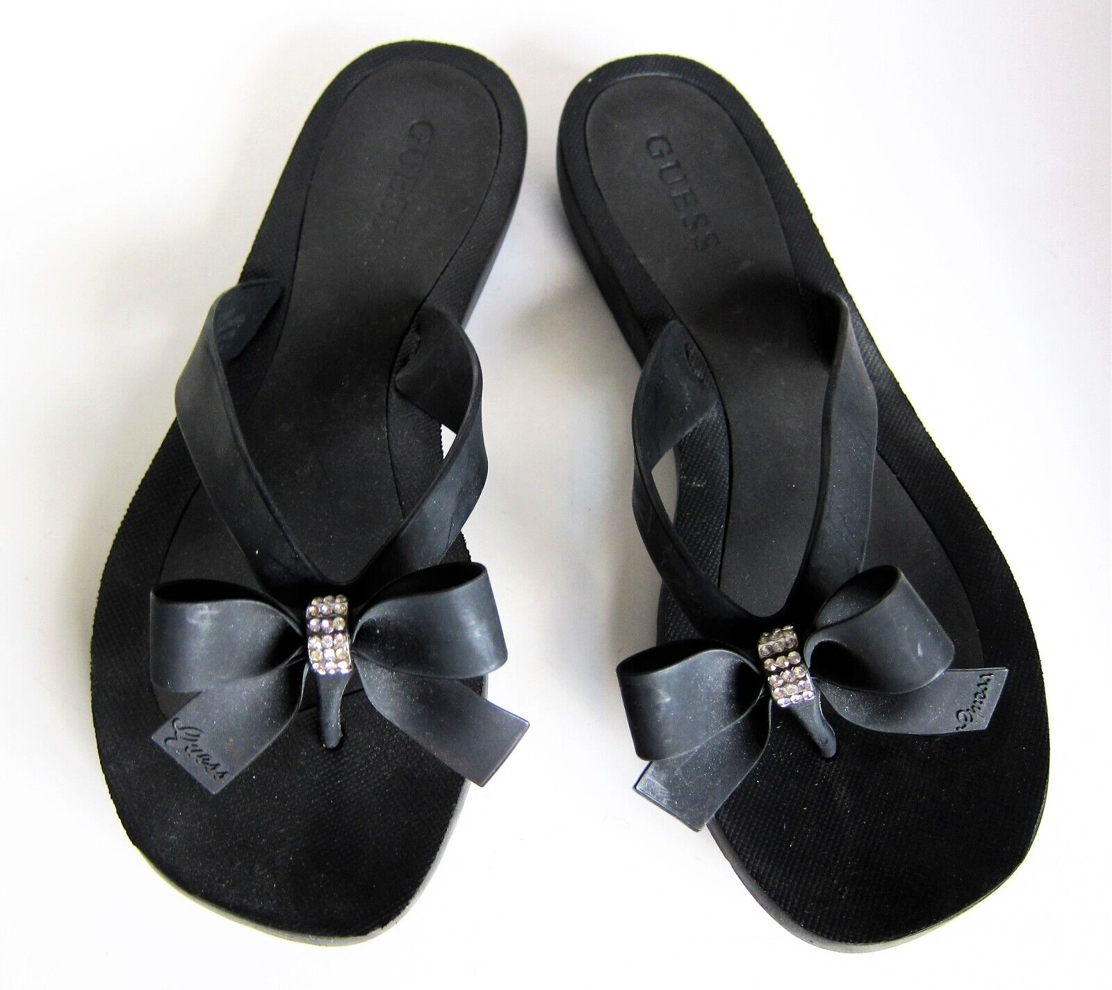 guess thongs with bow