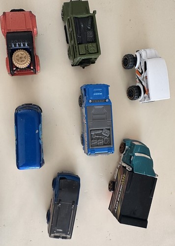 Lot Of 7 Hot Wheels & Match Box Custom Bronco Delivery Van Trucks Land Rover - Picture 2 of 20