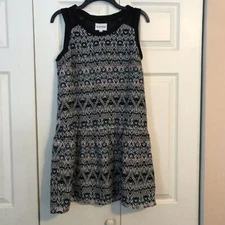 OLIVE AND OAK Medium Black White Dress Mesh Geometric Drop Waist Peplum Hem Mini