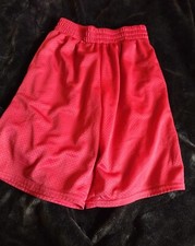 Short For Kid athletic Size 8 red color with two pockets M special for kids