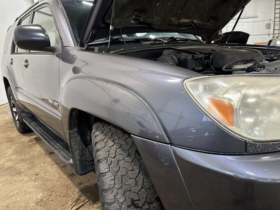 Used Front Right Fender fits: 2004 Toyota 4 runner Front Right Grade A Foto 2 de 4