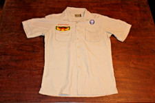 Boy Scouts of America BSA Men's Shirt Tan Small Vented Poly Microfiber Sewn Patc