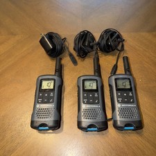 Motorola Talkabout T200 Walkie Talkie Set 3 With Charger TESTED WORKS