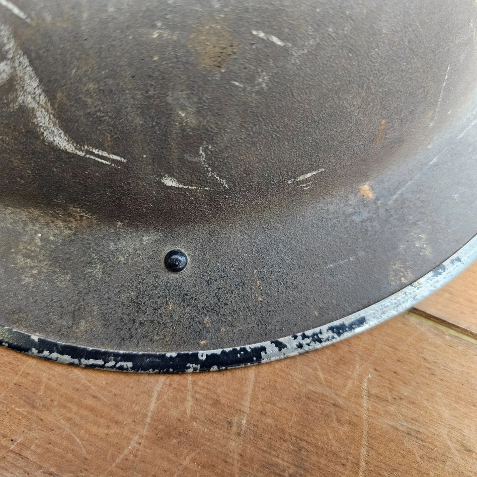 WW2 British Helmet Shell in solid condition - Image 3 of 4