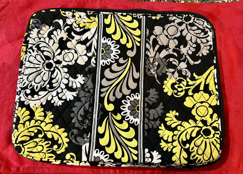 Custodia per laptop con cerniera Vera Bradley motivo barocco giallo nero bianco - Foto 1 di 3