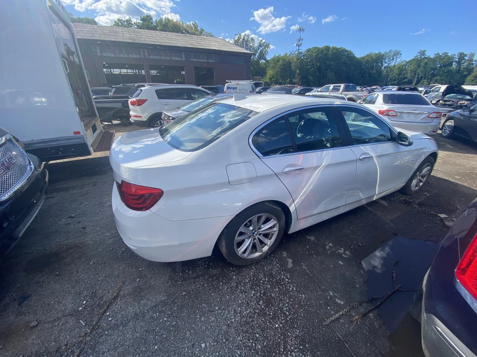 Conjunto de filtro de aire usado se adapta a: BMW 528I Grado A 2014 Foto 4 de 4