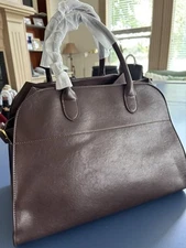 New Women Medium Size Leather Bag. Soft Light Weight. Tote Shoulder Bag. 15 Inch