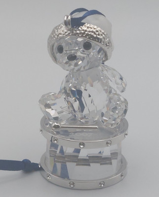 SWAROVSKI KRIS BÄR SITZEND AUF TROMMEL (2007 ANNUAL EDITION) 905208 - MINT - UnBox