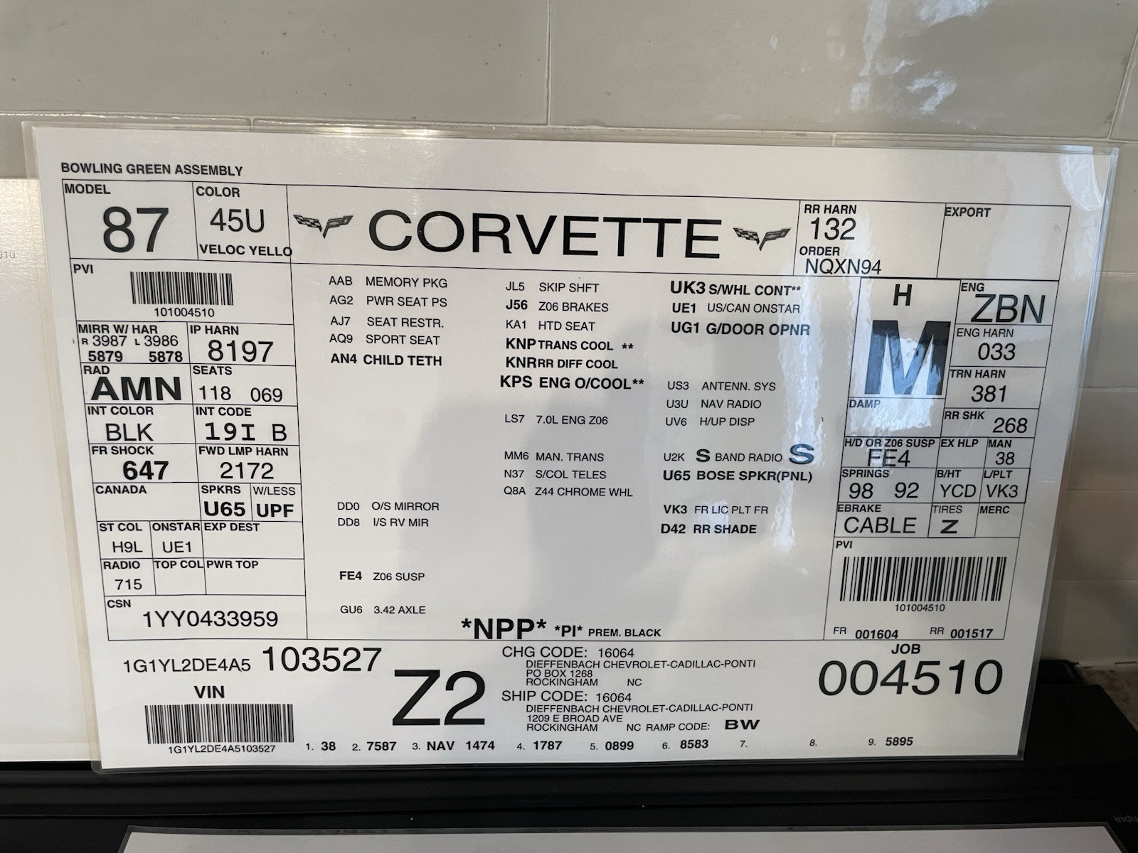 2010 Yellow Chevrolet Corvette   | C6 Corvette Photo 3