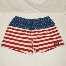 Vineyard Vines Men  s Swim Trunks Shorts Size 3XB USA Flag Pattern W/ Bag Used