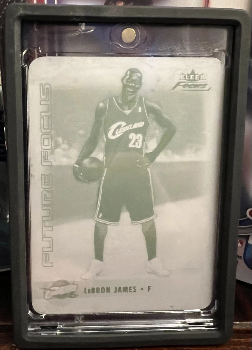 Fleer LeBron James Basketball Rookie Sports Trading Cards