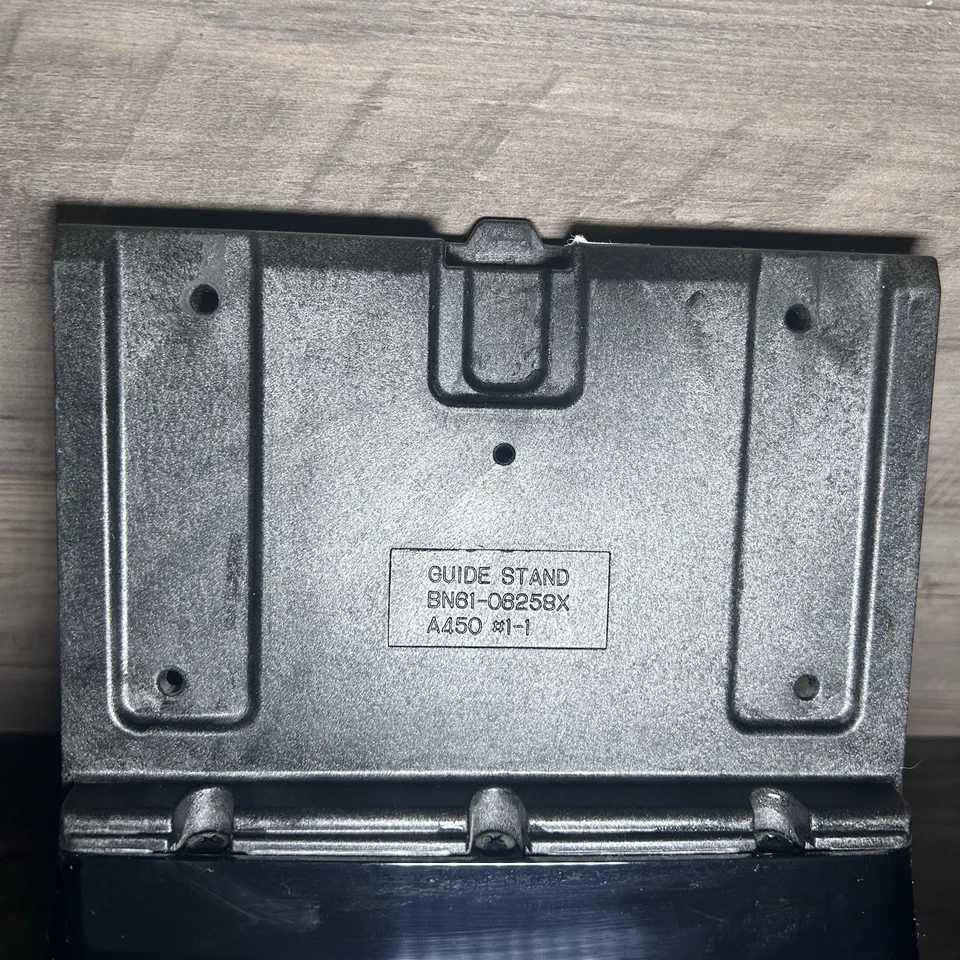 SOPORTE CUBIERTA TV INSIGNIA A450 BN63-05715X Y SOPORTE GUÍA BN61-06258X A450 LIMPIO Foto 3 de 4