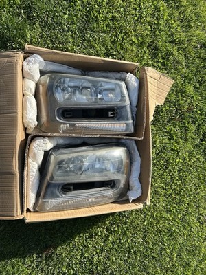 OEM 2006-2009 Trailblazer SS LH RH Front Headlights Super Sport LS2 6.0 