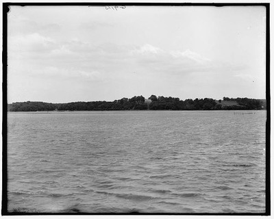 From Potomac River,George Washington,estates,Mount Vernon,Virginia,VA,1900