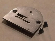 Genuine Singer 221 Featherweight Sewing Machine Needle Throat Plate w/ Screws