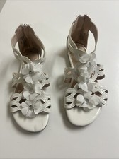 SO Girls White Gladiator Kenzie Memory Foam Sandals W/rhinestones Size 1 Zip Up