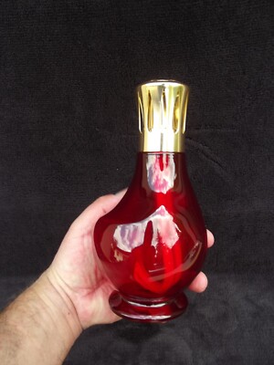 Lampe Berger aus rubinrotem Glas Modell LOVELY