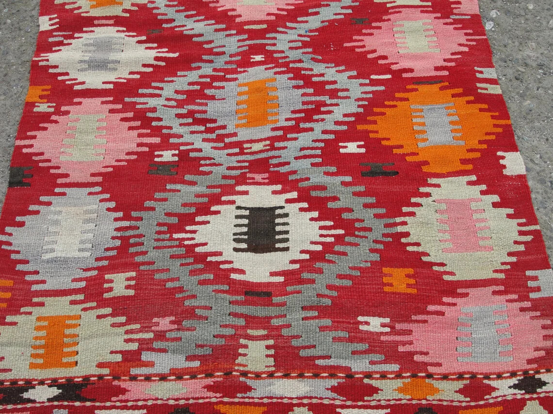 Red Kilim Rug, Vintage Livingroom Kilim rug, Turkish Kilim, Bedroom