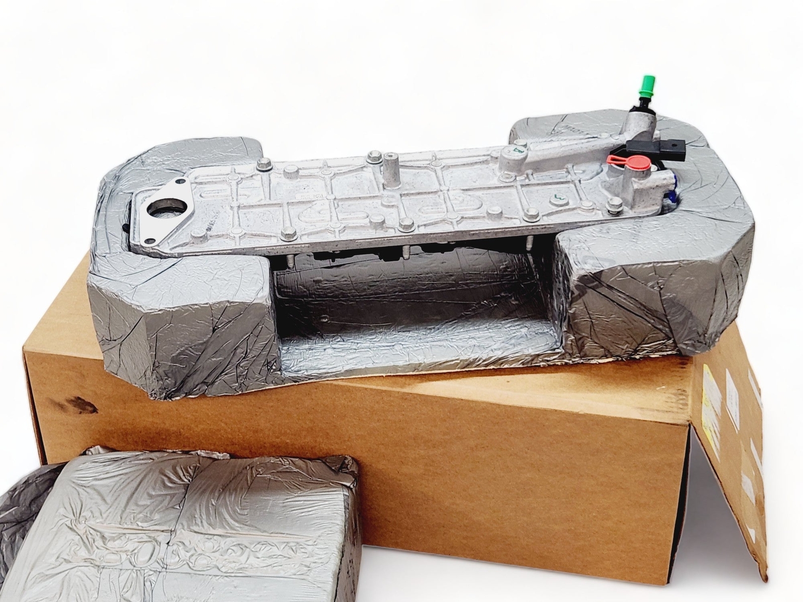 12697806 Valve Lifter Oil Manifold Chevy GMC VLOM OEM GM 12699740