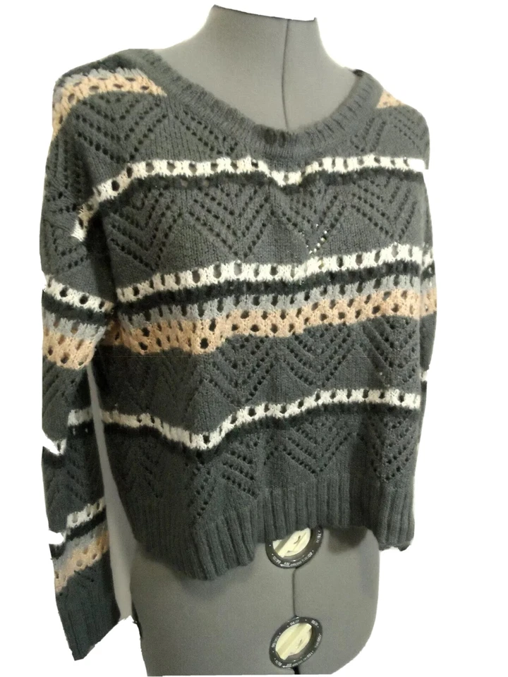 XHILARATION Suéter Top S Gris Rosa Cuchara Punto Transparente Frontal Corto Ligero LS Foto 2 de 4