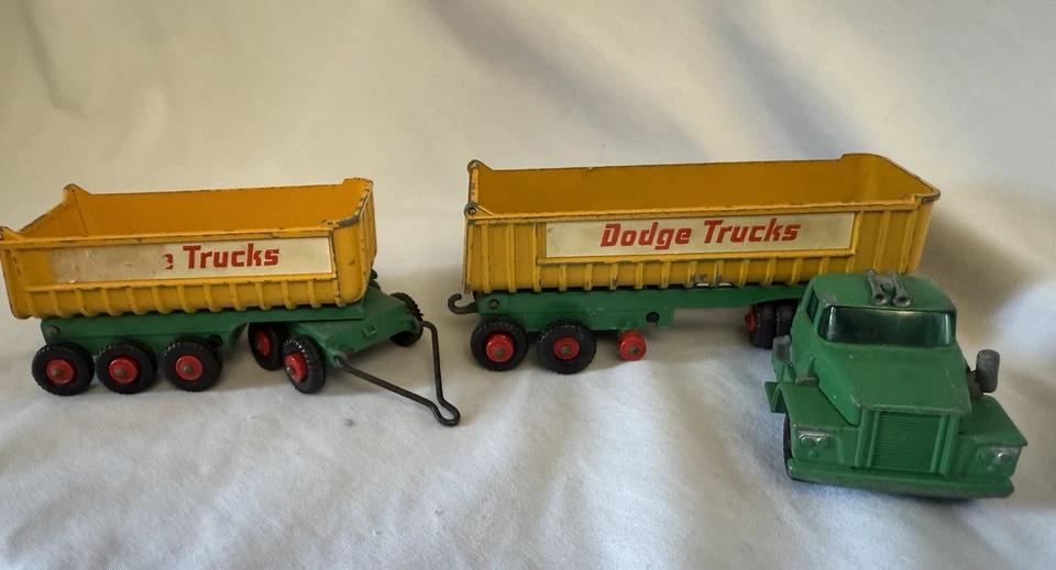 Lesney Matchbox King Size K-16 Dodge Tractor With Twin Tippers Diecast Truck Toy - Image 3 of 4