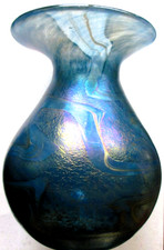 Erwin Eisch Studio Glas Vase türkis irisierend signiert 1980er, 16,5 cm