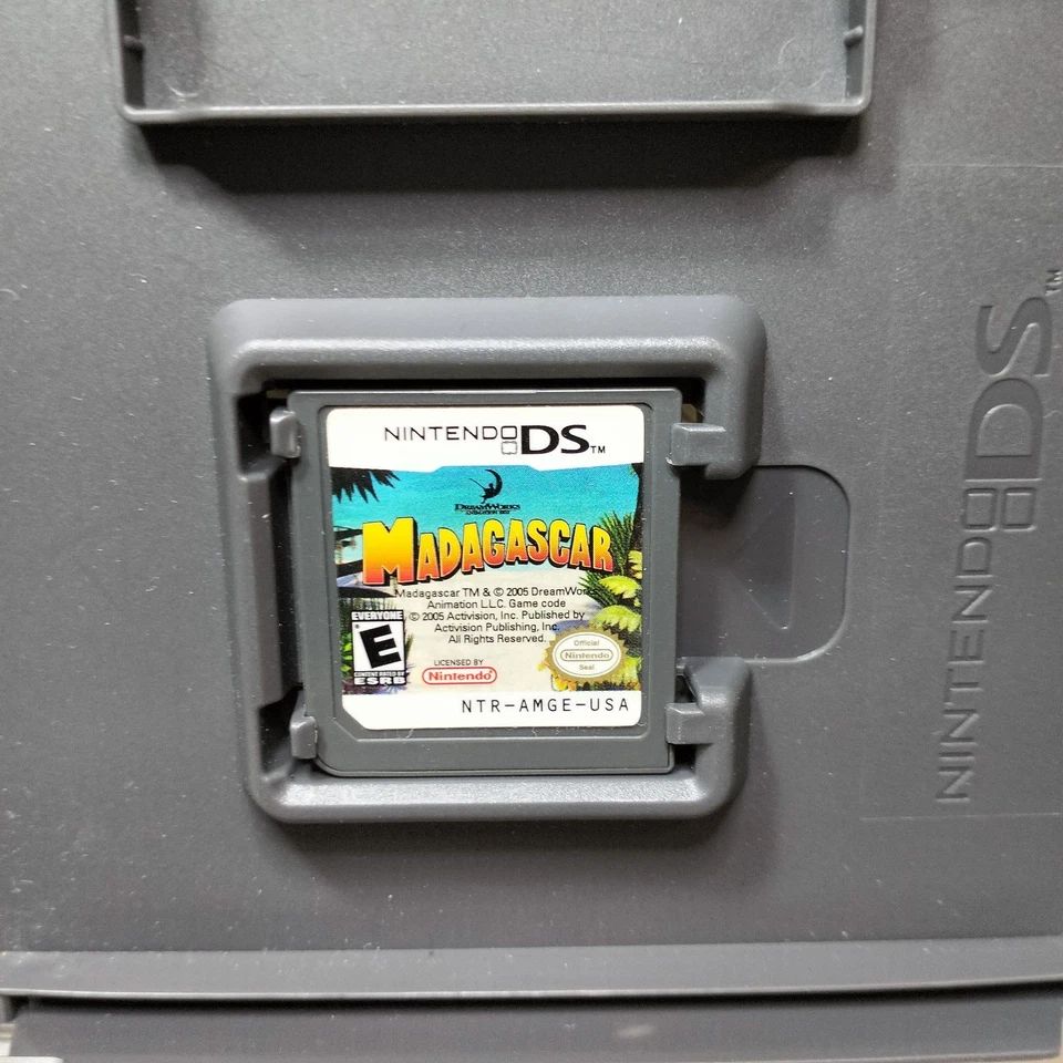 Madagascar Nintendo DS Game Complete with Manual PAL AUS 2005 - Image 4 of 4