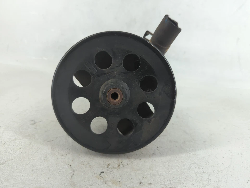 Ford F-450 Super Duty Power Steering Column Pump Oem E1XO4 - Image 2 of 4