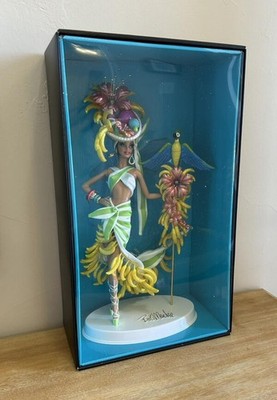 NEW BOB MACKIE BRAZILIAN BANANA BONANZA GOLD LABEL COLLECTION BARBIE DOLL 2012