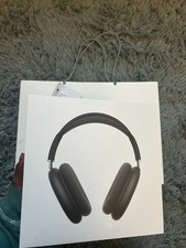 Apple AirPods Max Over-Ear Headband Headphones Black USB-C with Smart Case