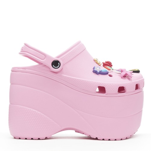 balenciaga crocs pink