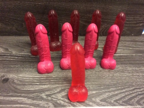 Penis soap suction cup random scent or send message of scent choice by joanndles - Picture 5 of 15