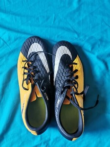 astro turf boots size 8