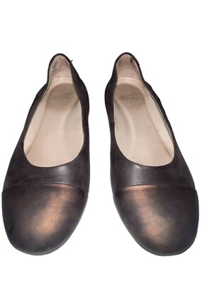 DANSKO Lisanne Bronze Copper Textured Round Toe Slip On Flats
