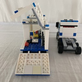 Lego City Police Incomplete Set 60139 Mobile Command Center
