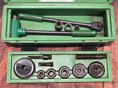 Greenlee 1804 / 1806SB Ratchet Punch Driver + Dies / Case