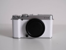 Fujifilm X-A2 Mirrorless Camera White Model X-A2 Excellent Condition
