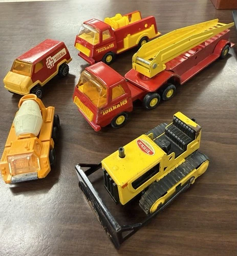 Lot of 6 Vintage Tonka Toys Fire Trucks and Vehicles 1970’s Trucks and Trailer